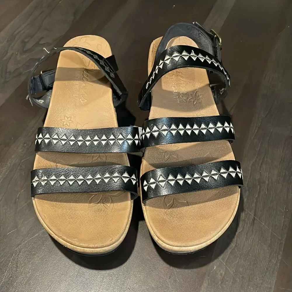 SKECHERS Women's Boho Becka Counting Summers Slingback Wedge Black Sandal 6 1/2